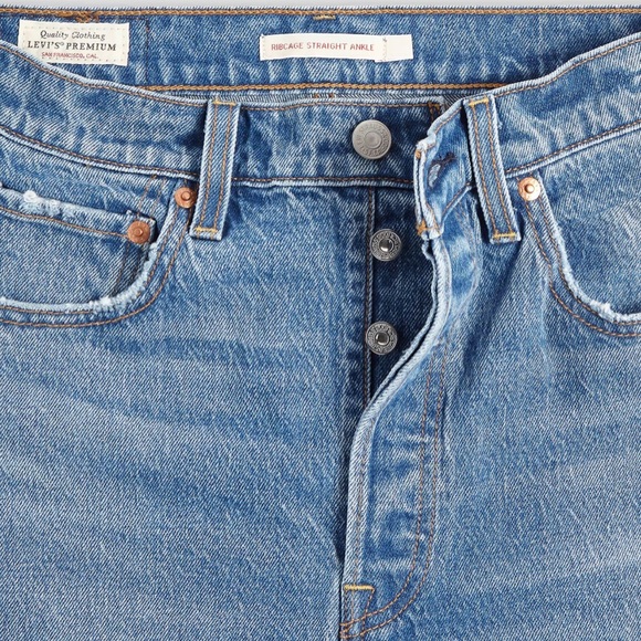 Levi's Ribcage Straight Ankle Jeans - Picture 6 of 6